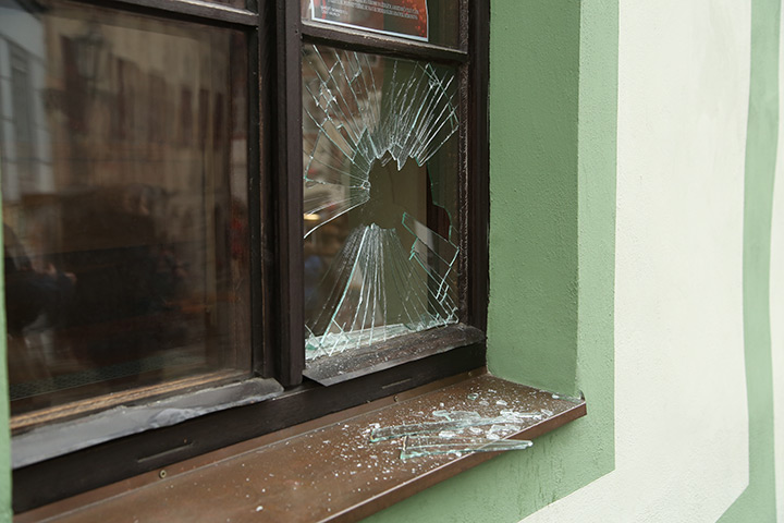 A2B Glass are able to board up broken windows while they are being repaired in Bovingdon.